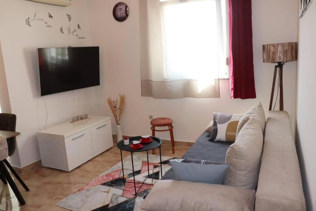 Apartments Kikaso - Near Mall Of Split, Free Parking Exterior photo