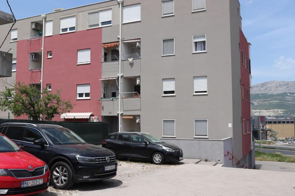 Apartments Kikaso - Near Mall Of Split, Free Parking Exterior photo