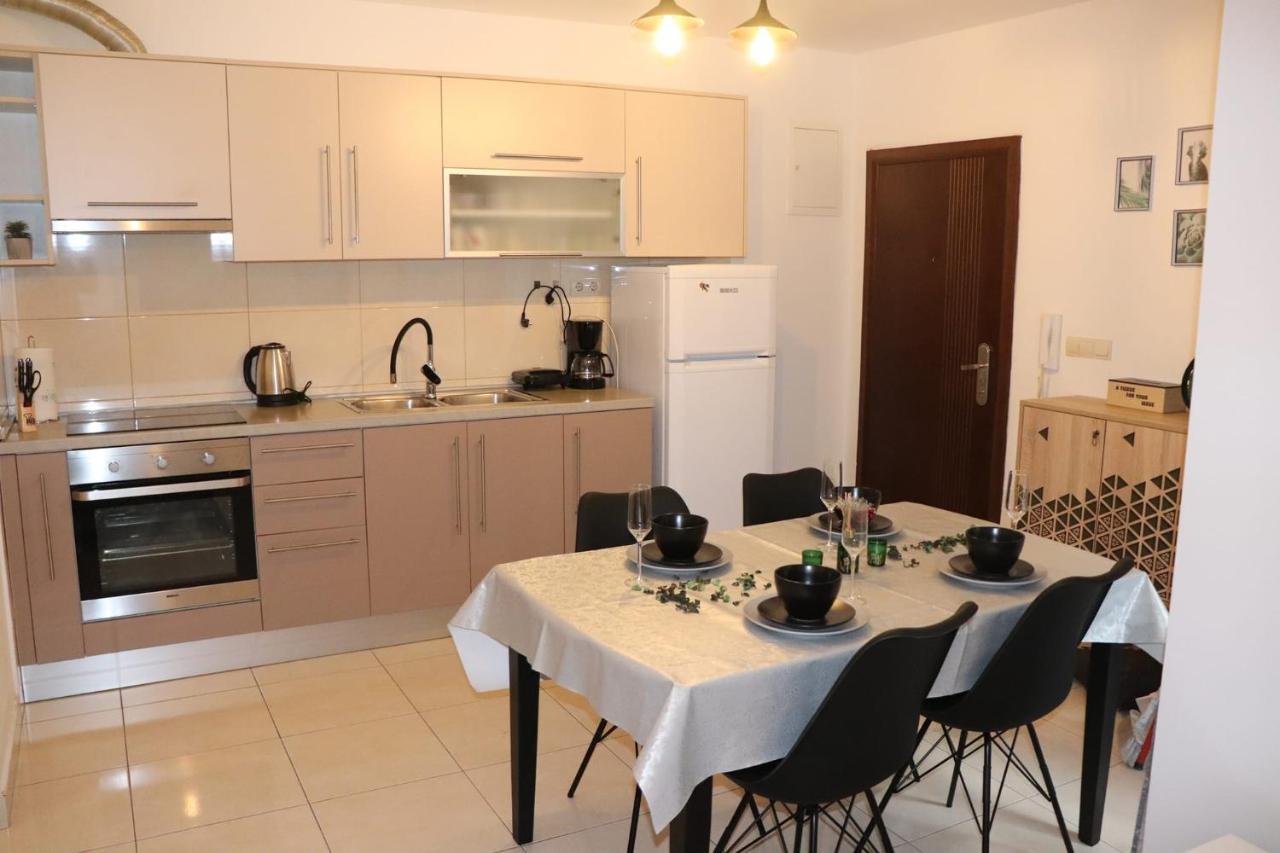 Apartments Kikaso - Near Mall Of Split, Free Parking Exterior photo